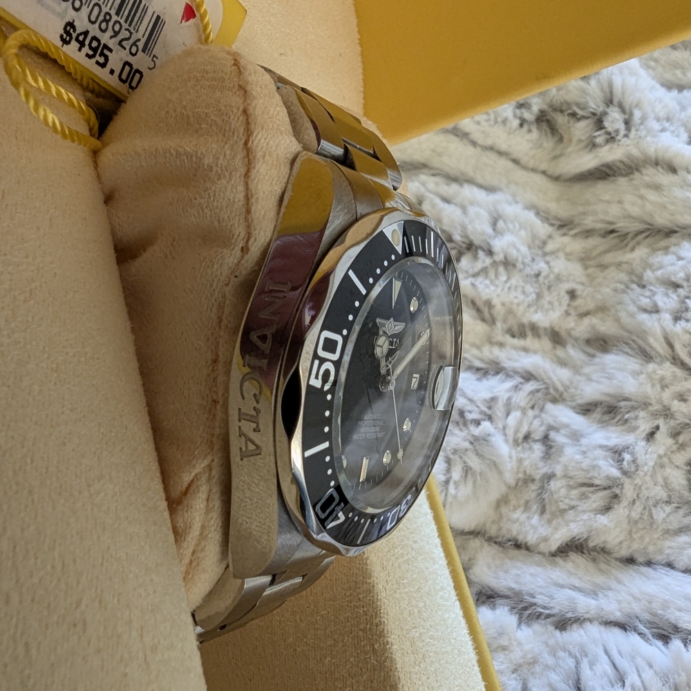 Invicta Silver and Black Men's Watch - Picture 5 of 12